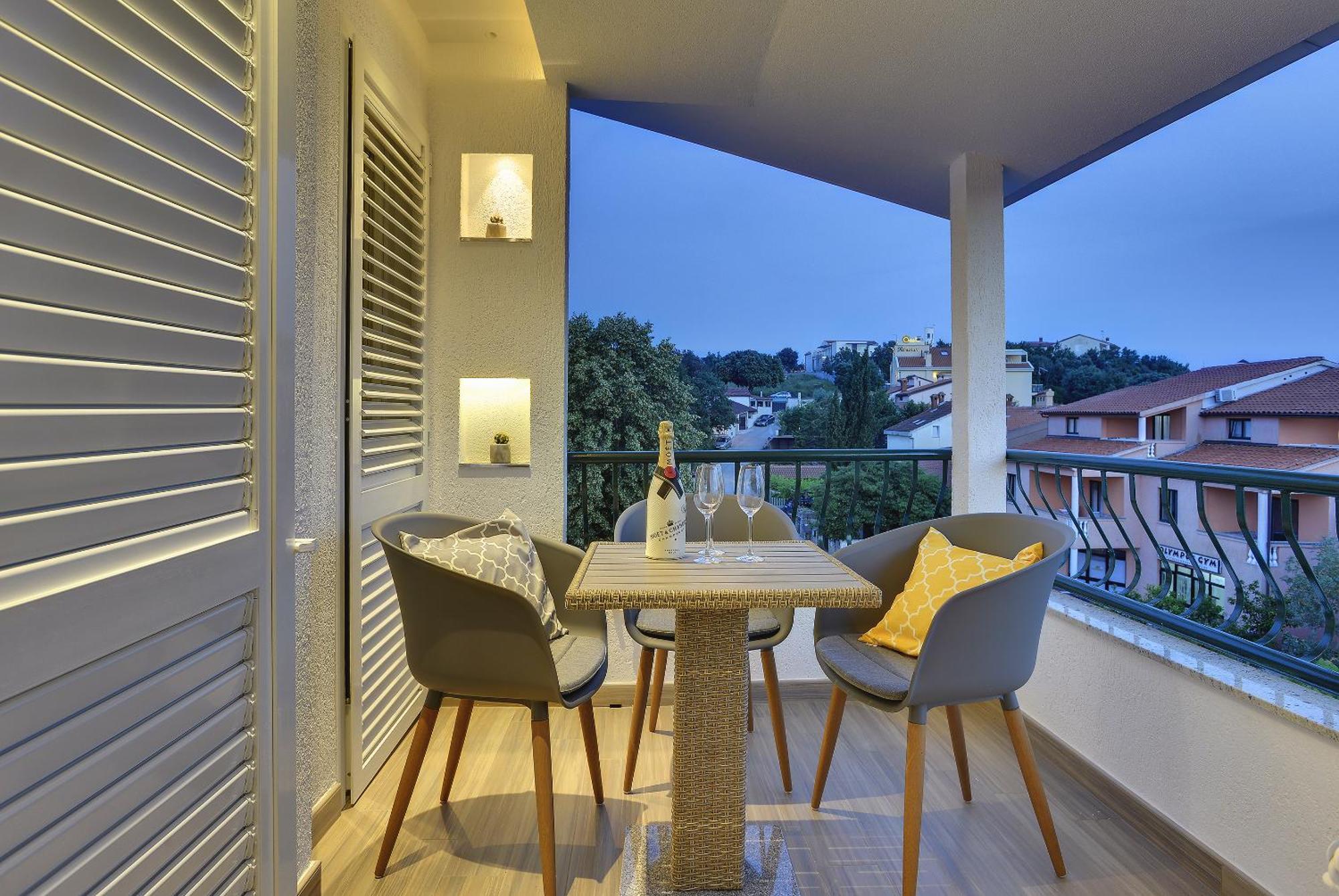 Apartments Zanetti 3 Pula Bagian luar foto